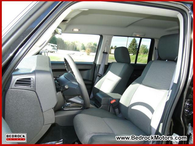 Jeep Commander 2008 photo 4