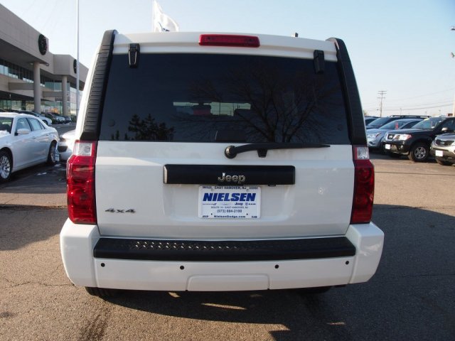 Jeep Commander 2008 photo 3