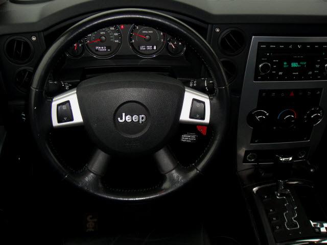 Jeep Commander 2008 photo 2