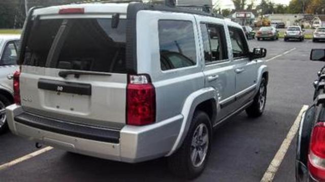 Jeep Commander 2008 photo 1