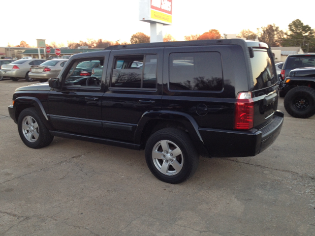 Jeep Commander 2008 photo 2