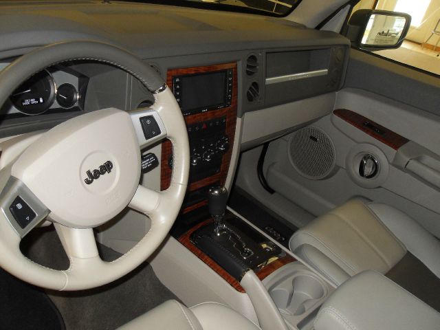 Jeep Commander 2008 photo 4