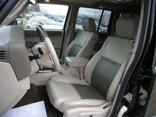 Jeep Commander 2008 photo 3