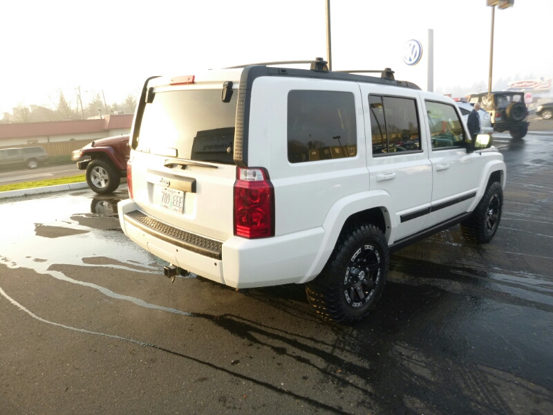 Jeep Commander 2008 photo 2