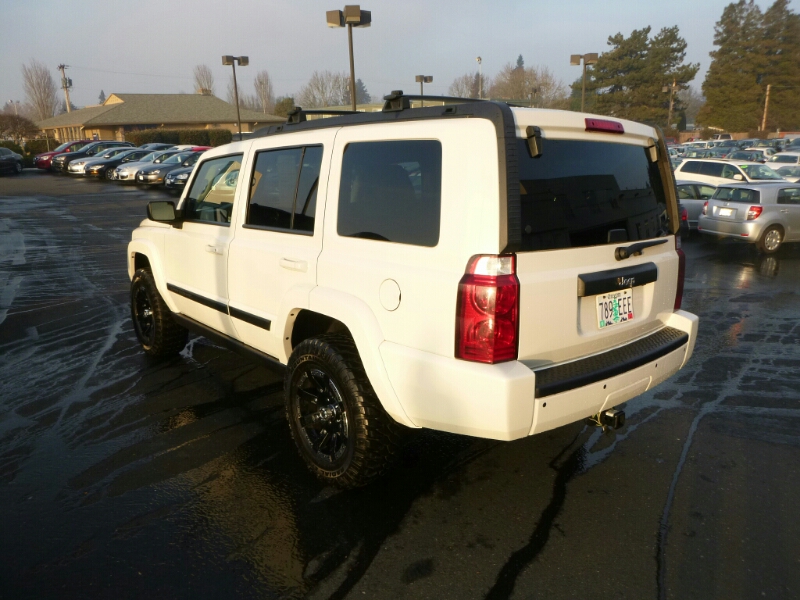 Jeep Commander 2008 photo 3