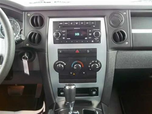 Jeep Commander 2009 photo 2