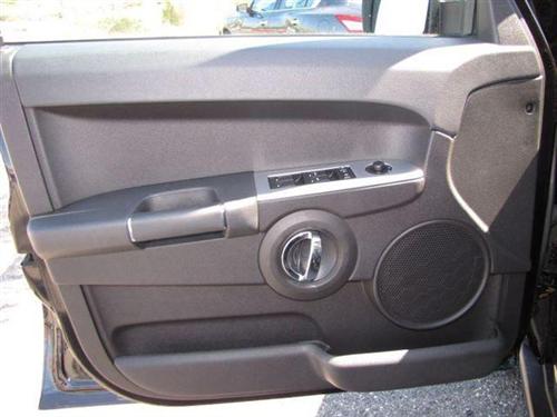 Jeep Commander 2009 photo 2