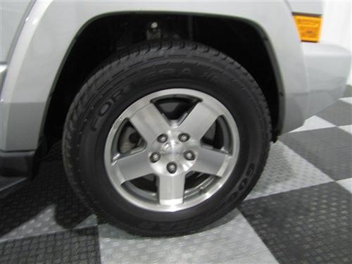 Jeep Commander 2009 photo 3