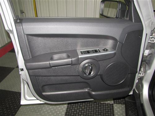 Jeep Commander 2009 photo 5
