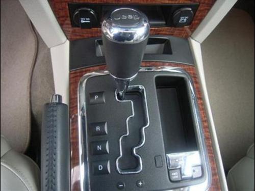 Jeep Commander 2009 photo 3