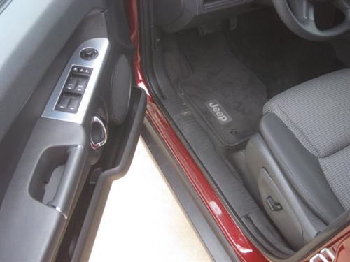 Jeep Commander 2009 photo 1