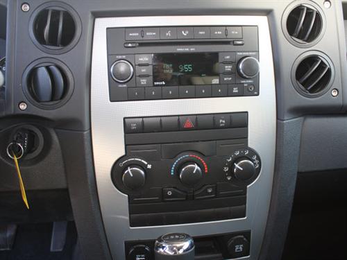Jeep Commander 2009 photo 4