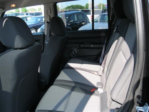 Jeep Commander 2009 photo 2