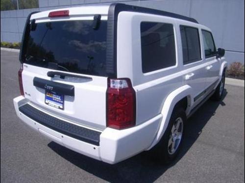 Jeep Commander 2009 photo 4