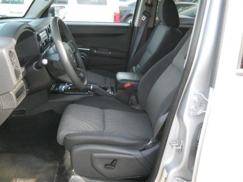 Jeep Commander 2009 photo 1