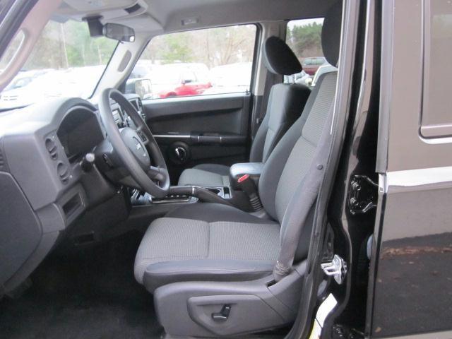 Jeep Commander 2009 photo 2
