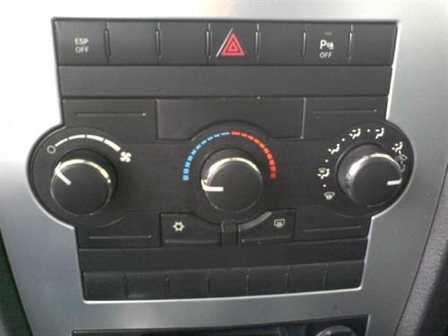 Jeep Commander 2009 photo 3