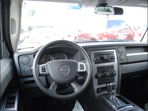 Jeep Commander 2009 photo 3