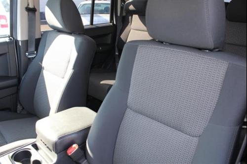 Jeep Commander 2010 photo 1