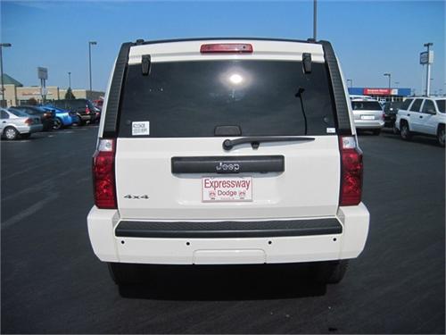 Jeep Commander 2010 photo 1