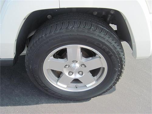 Jeep Commander 2010 photo 3