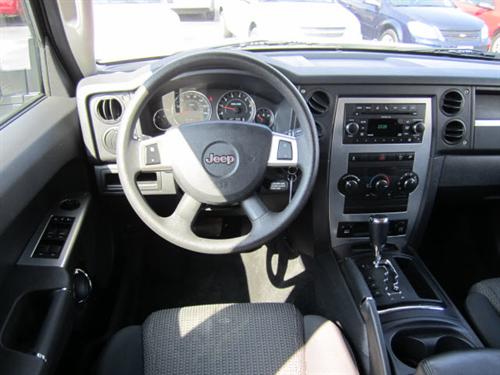 Jeep Commander 2010 photo 1