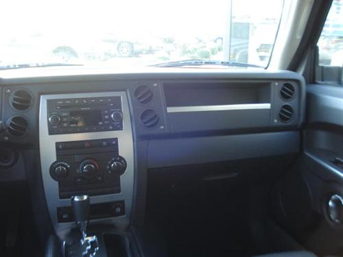 Jeep Commander 2010 photo 2