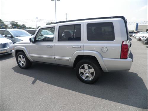 Jeep Commander 2010 photo 1