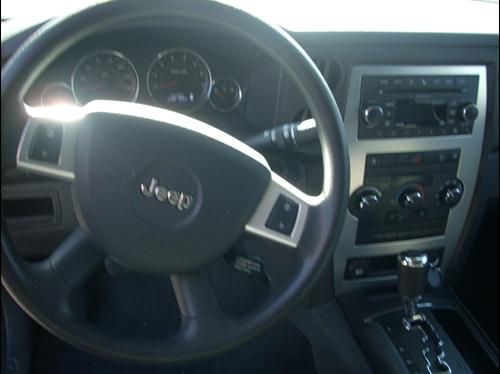 Jeep Commander 2010 photo 1