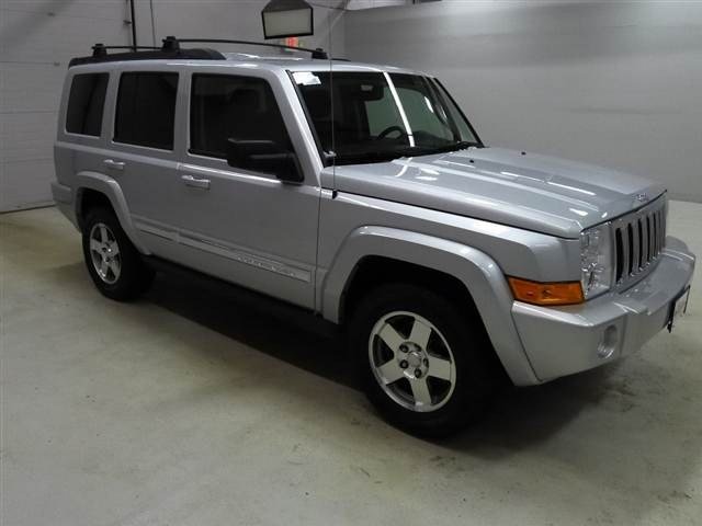 Jeep Commander 2010 photo 3