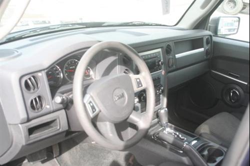 Jeep Commander 2010 photo 1