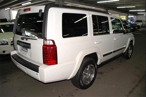 Jeep Commander 2010 photo 3