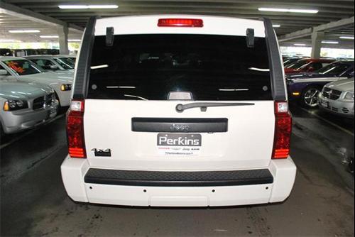 Jeep Commander 2010 photo 4