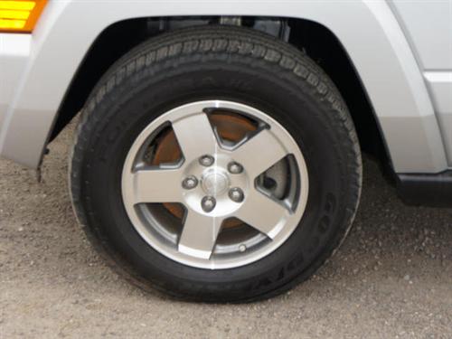 Jeep Commander 2010 photo 2