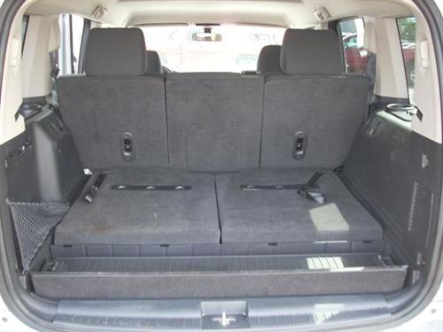 Jeep Commander 2010 photo 1