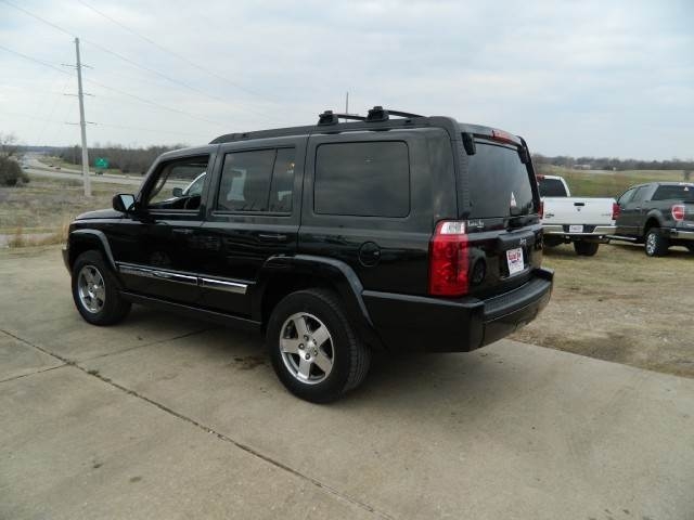 Jeep Commander 2010 photo 2