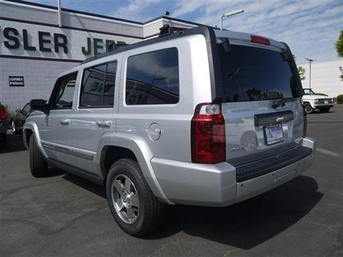 Jeep Commander 2010 photo 3