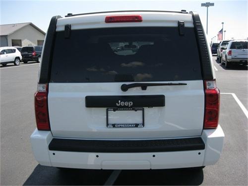 Jeep Commander 2010 photo 1