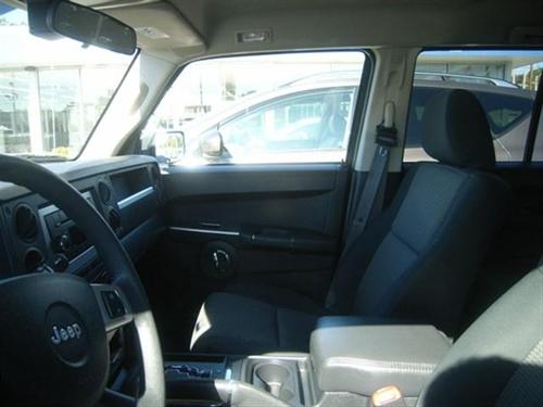 Jeep Commander 2010 photo 2