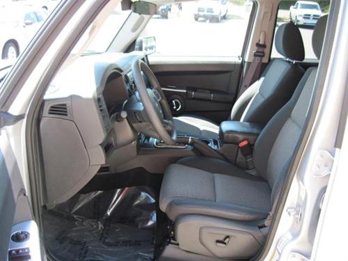 Jeep Commander 2010 photo 4