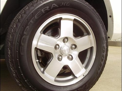 Jeep Commander 2010 photo 4