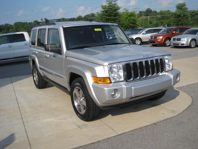Jeep Commander 2006.5 EX Sport Utility