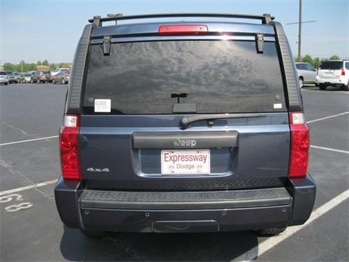 Jeep Commander 2010 photo 1