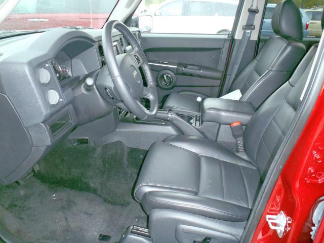 Jeep Commander 2010 photo 2