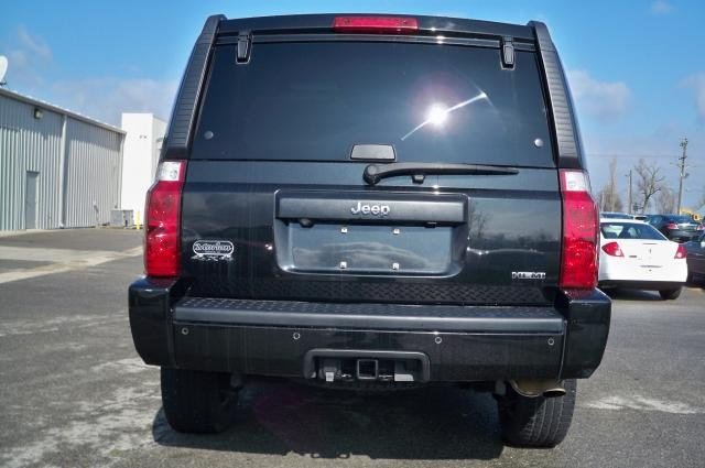 Jeep Commander 2010 photo 4