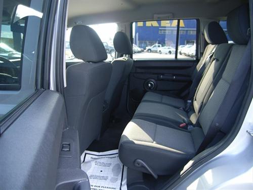 Jeep Commander 2010 photo 2