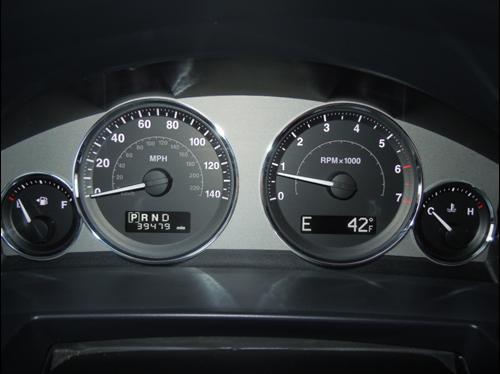 Jeep Commander 2010 photo 4