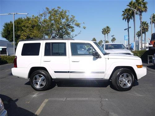 Jeep Commander 2010 photo 1
