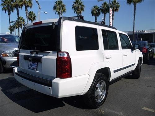 Jeep Commander 2010 photo 2