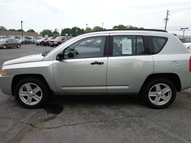 Jeep Compass 2007 photo 18
